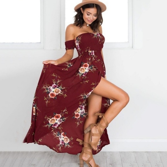 Dresses & Skirts - Maroon Floral Dress